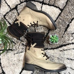 🍀🌸 Coconut by Matisse combat boots 🌸🍀
